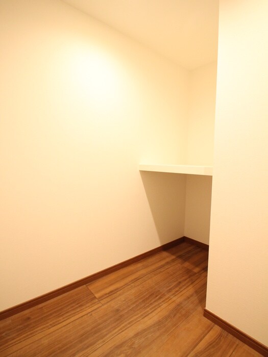 物件内観写真17　(収納)