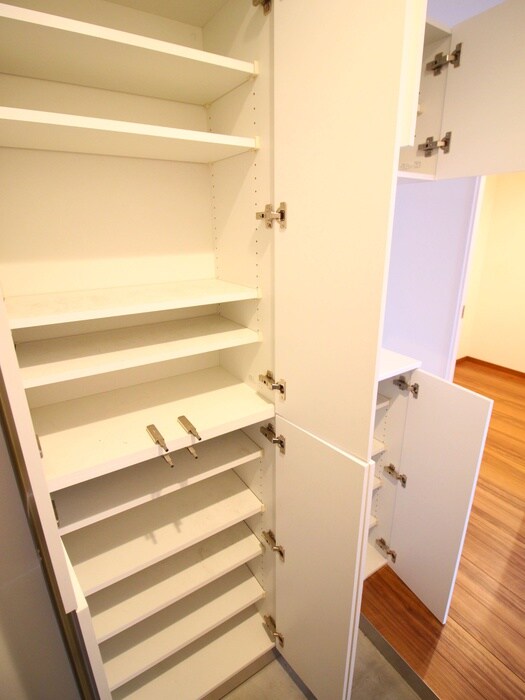 物件内観写真20　(靴箱)