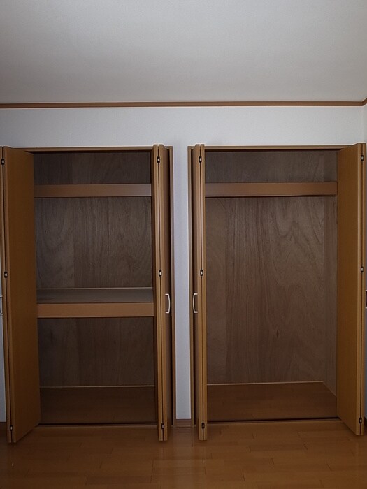 物件内観写真10　(収納)