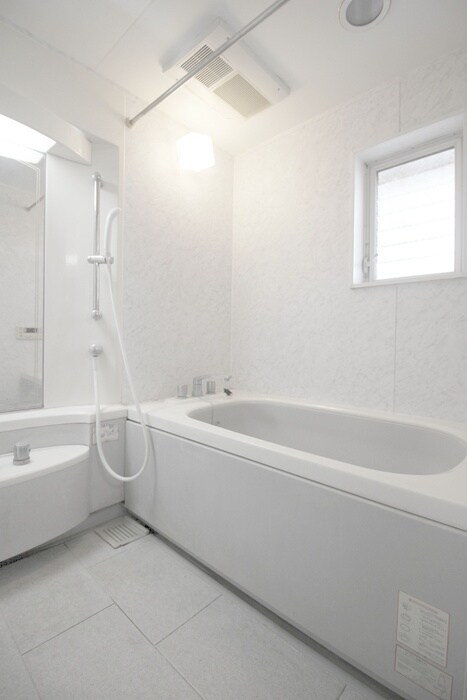 物件内観写真12　(バス／シャワールーム等)