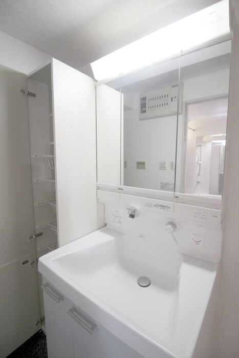 物件内観写真13　(洗面)