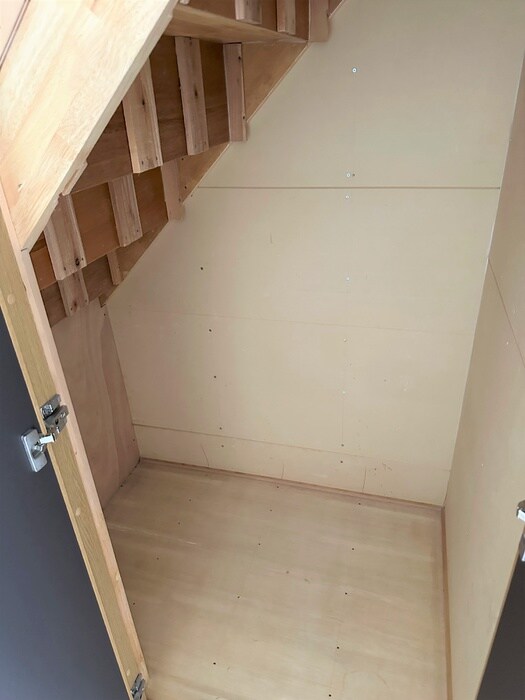 物件内観写真15　(収納)