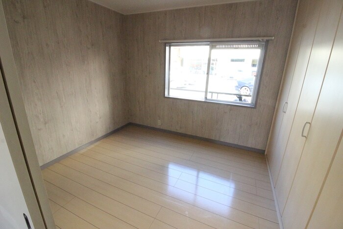 物件内観写真11　(居室)