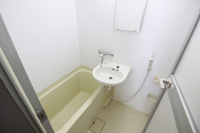 物件内観写真13　(バス／シャワールーム等)