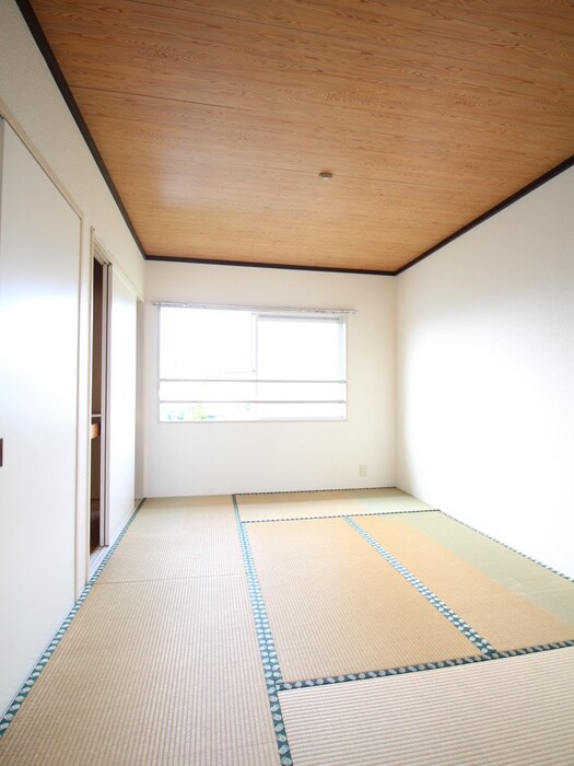 物件内観写真12　(居室)