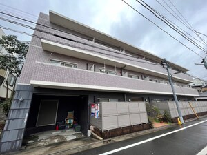 Ｃａｌｍ　Ｃｈａｔｅｌｅｔ外観写真