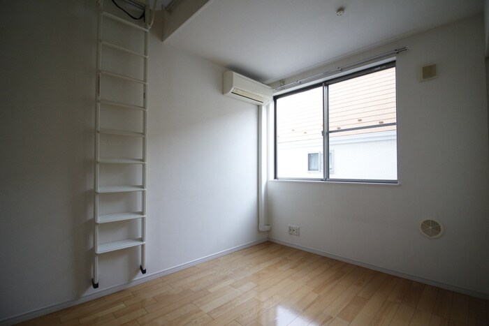 物件内観写真9　(居室)