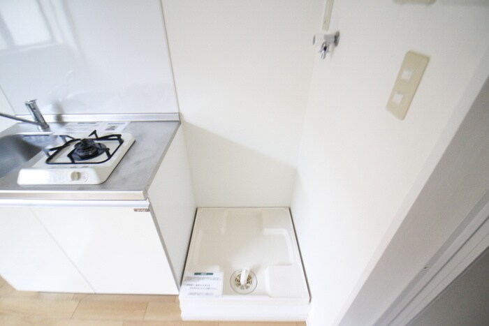 物件内観写真14　(洗濯機置場)