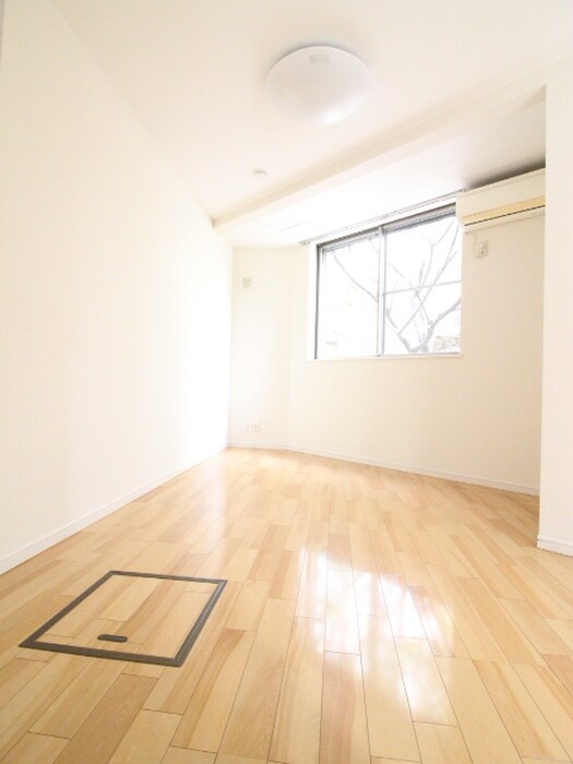 物件内観写真22　(居室)