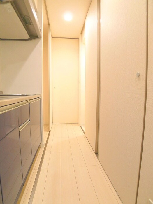 物件内観写真9　(廊下)