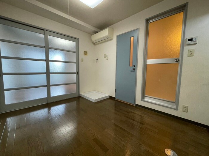 物件内観写真11　(居室)