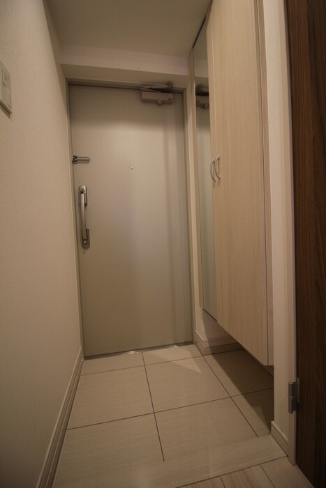 物件内観写真17　(玄関)