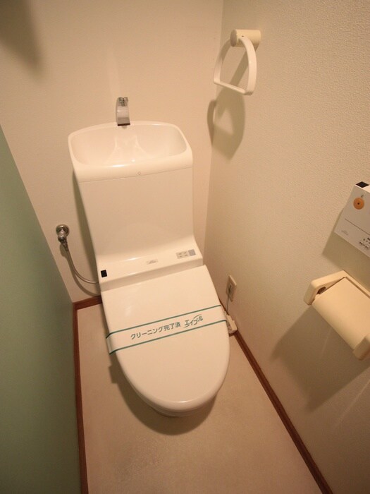 物件内観写真15　(トイレ)