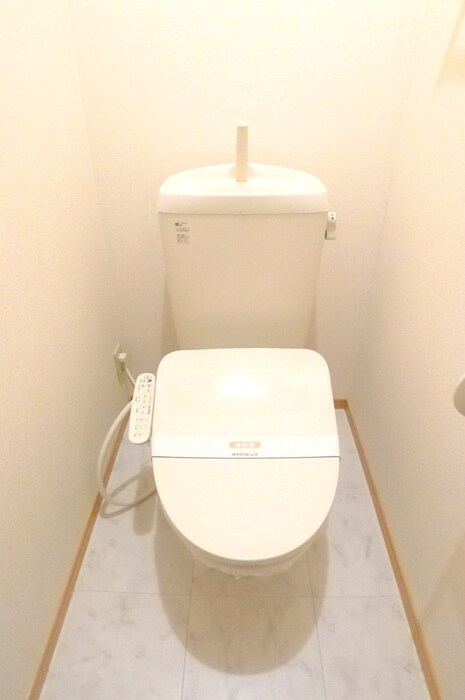 物件内観写真15　(トイレ)