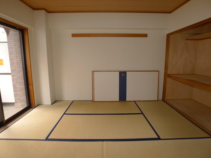 物件内観写真11　(内観写真)