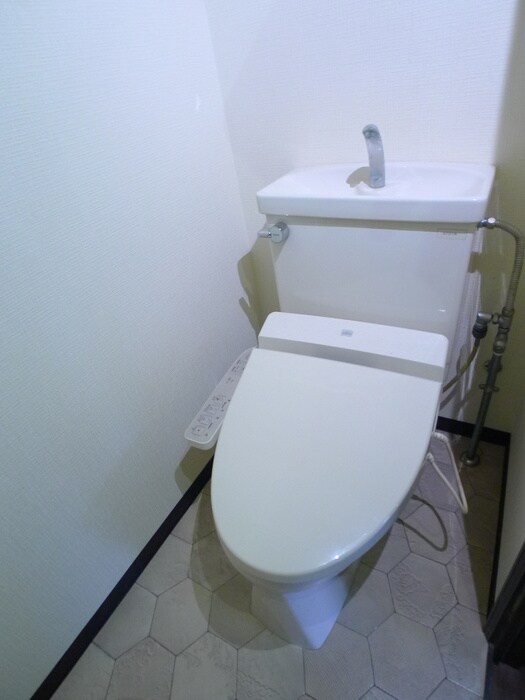 物件内観写真18　(トイレ)