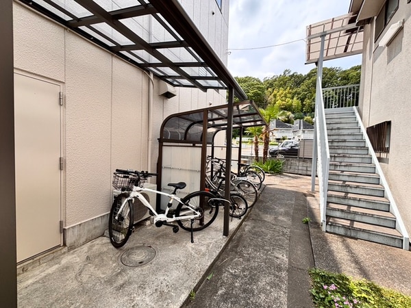 駐輪場