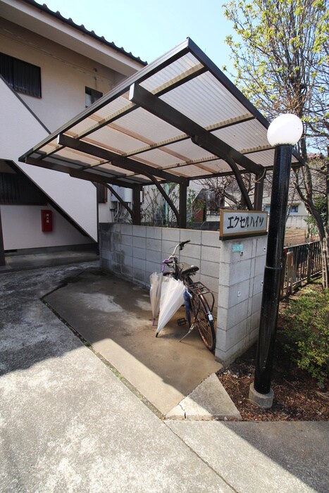 物件外観写真3　(駐輪場)