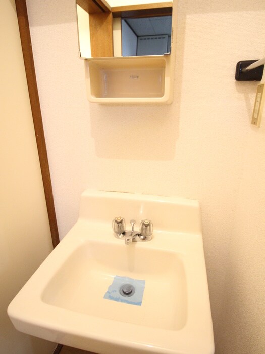 物件内観写真11　(洗面)