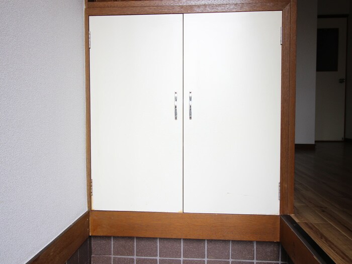 物件内観写真17　(靴箱)