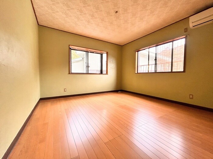 物件内観写真10　(居室)