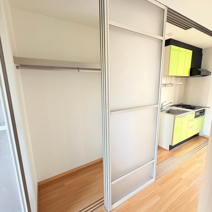 物件内観写真11　(収納)