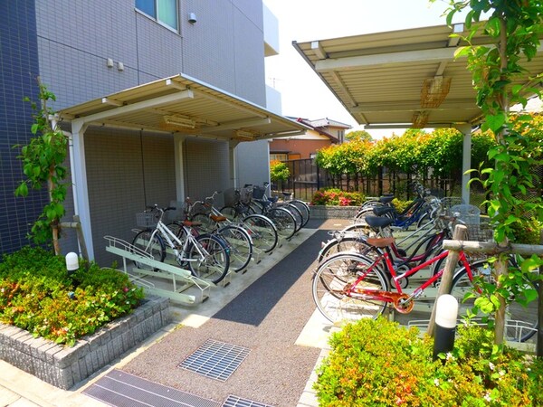 駐輪場