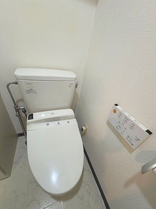 物件内観写真14　(トイレ)