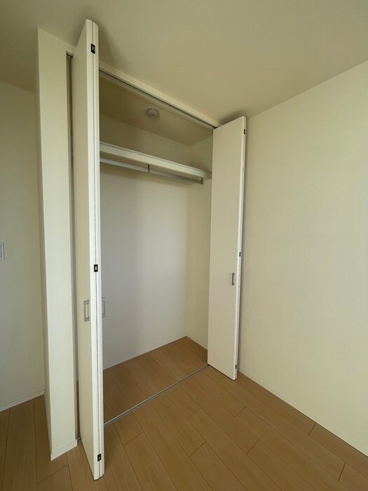 物件内観写真11　(収納)