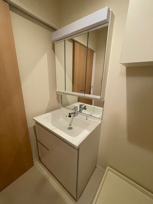 物件内観写真13　(洗面)