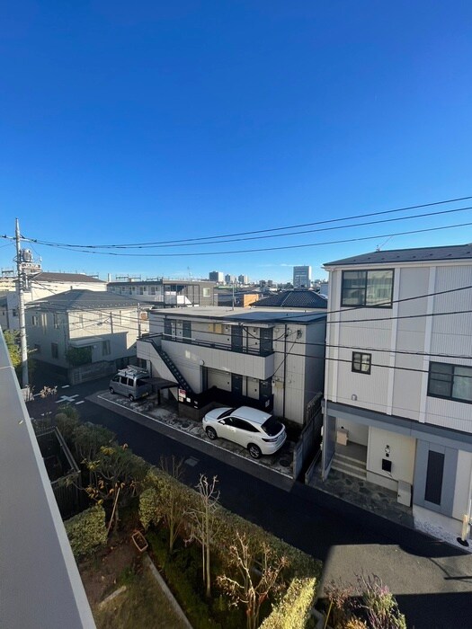 物件内観写真17　(室内からの展望)