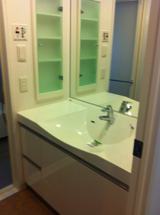 物件内観写真9　(洗面)