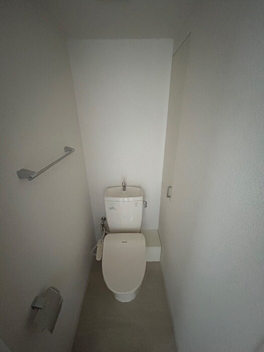 物件内観写真14　(トイレ)