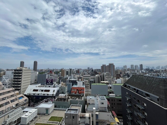 物件内観写真16　(室内からの展望)