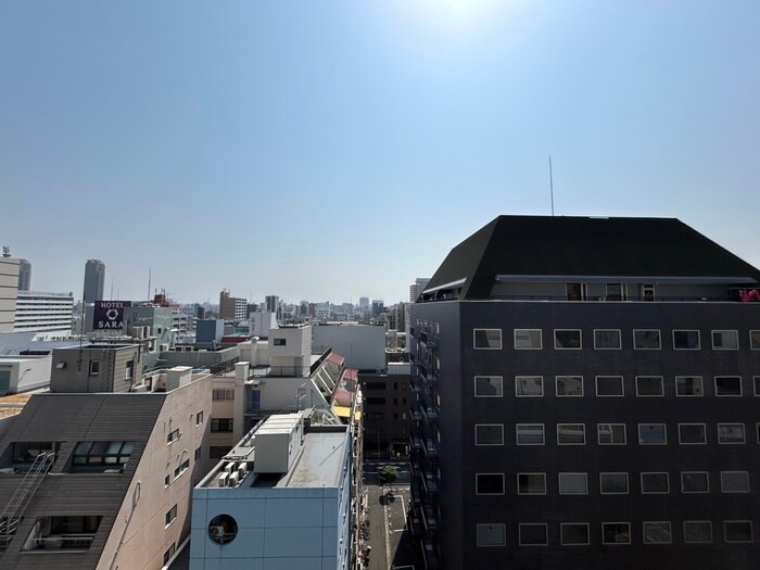 物件内観写真16　(室内からの展望)