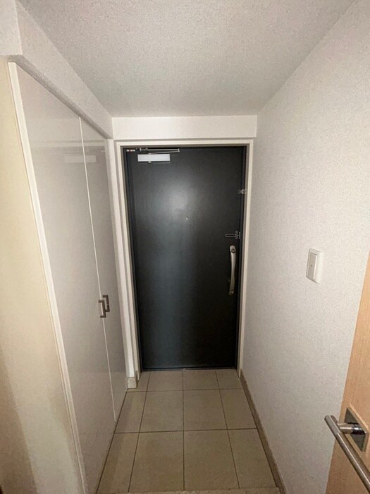 物件内観写真17　(玄関)