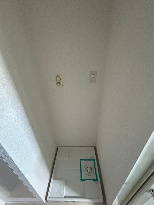 物件内観写真19　(洗濯機置場)