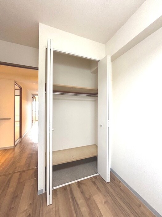 物件内観写真16　(収納)