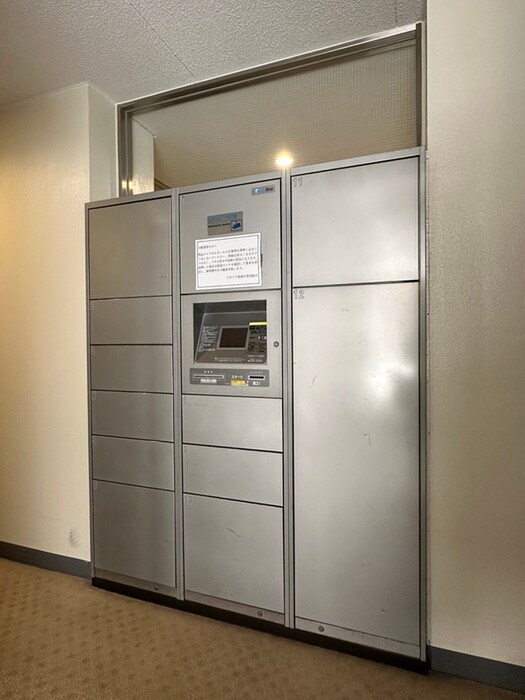 物件外観写真4　(建物設備)