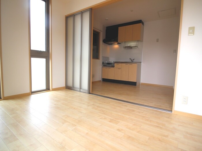 物件内観写真8　(居室)