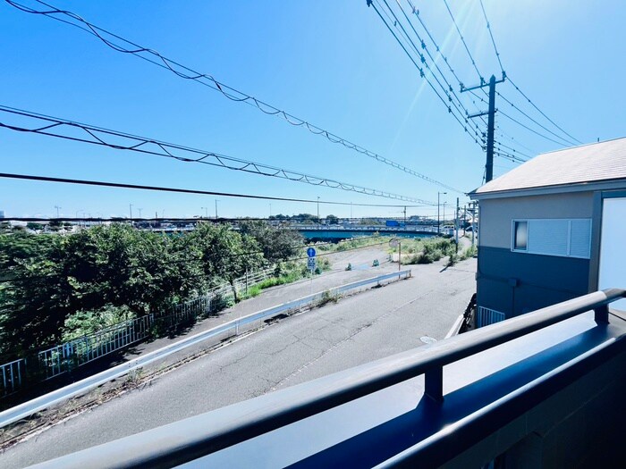 物件内観写真10　(室内からの展望)