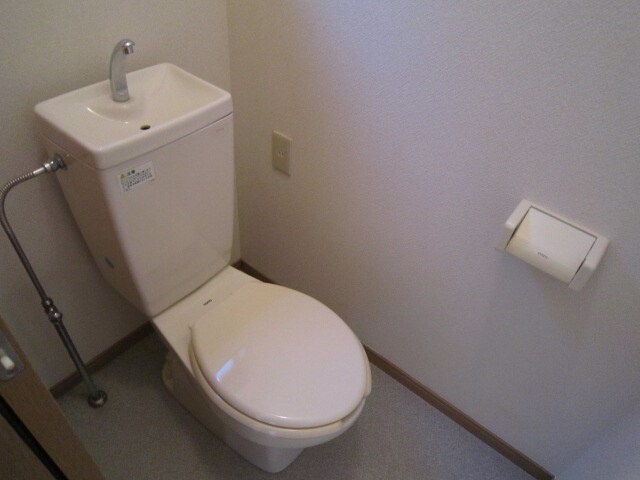 物件内観写真13　(トイレ)