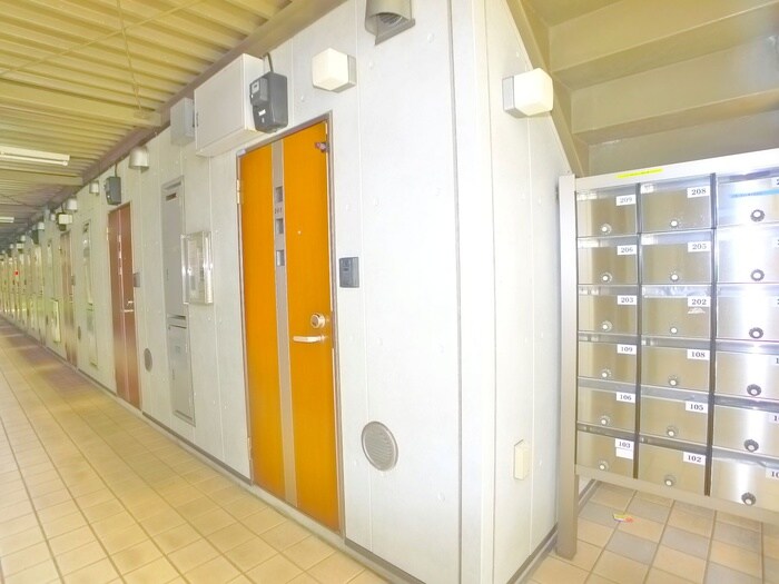 物件外観写真4　(建物設備)