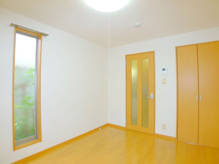 物件内観写真11　(居室)