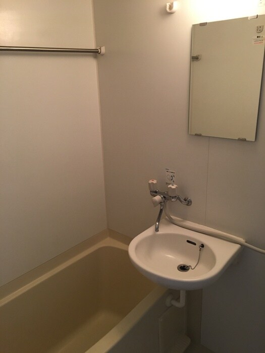 物件内観写真10　(バス／シャワールーム等)