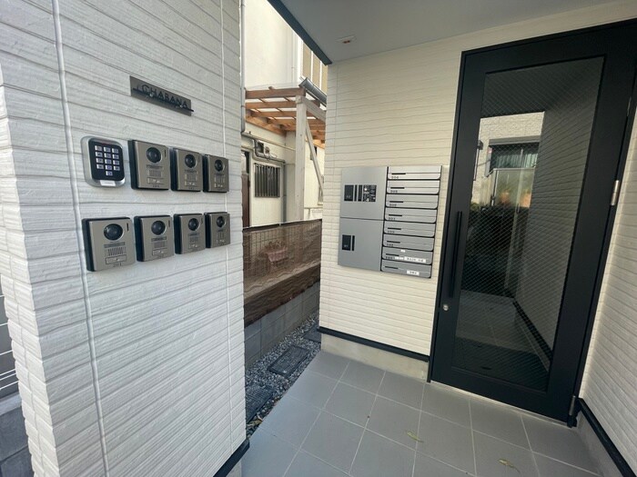 茶花ハイツのエントランス部分