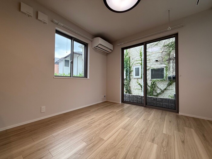 物件内観写真7　(居室)