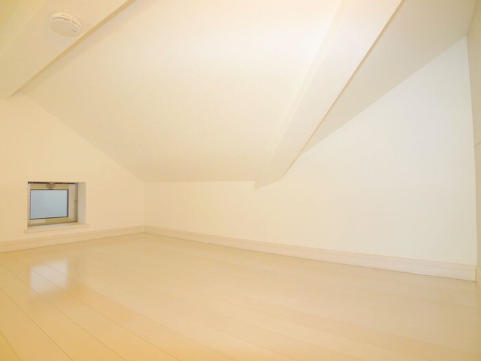 物件内観写真12　(ロフト)