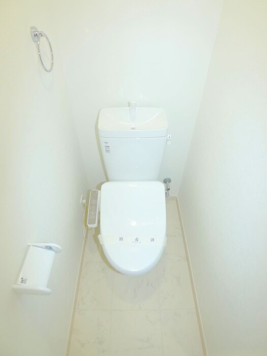 物件内観写真15　(トイレ)