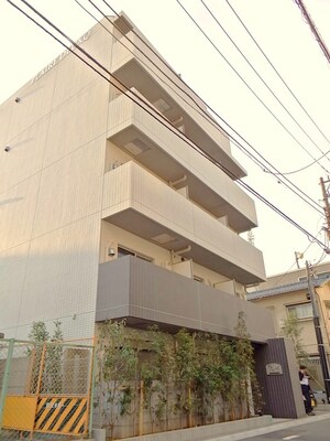 ﾌﾟﾚｰﾙ･ﾄﾞｩｰｸ学芸大学（３０４）外観写真